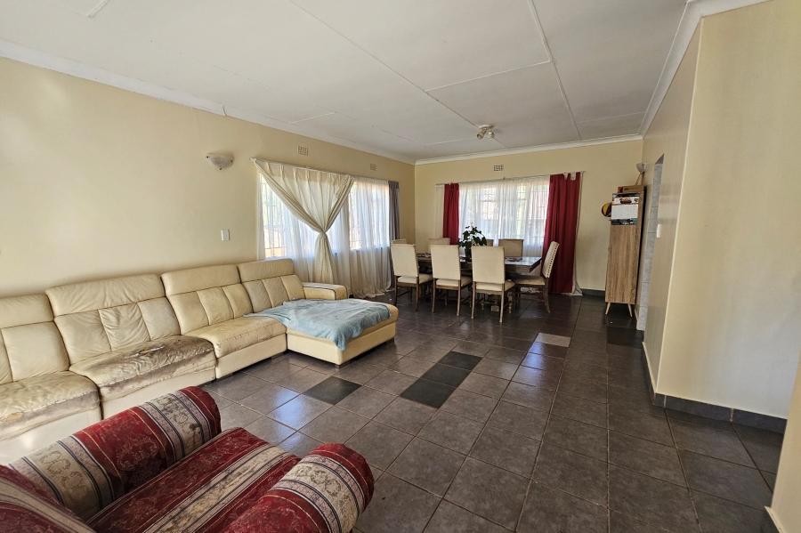 To Let 3 Bedroom Property for Rent in Protea Park North West